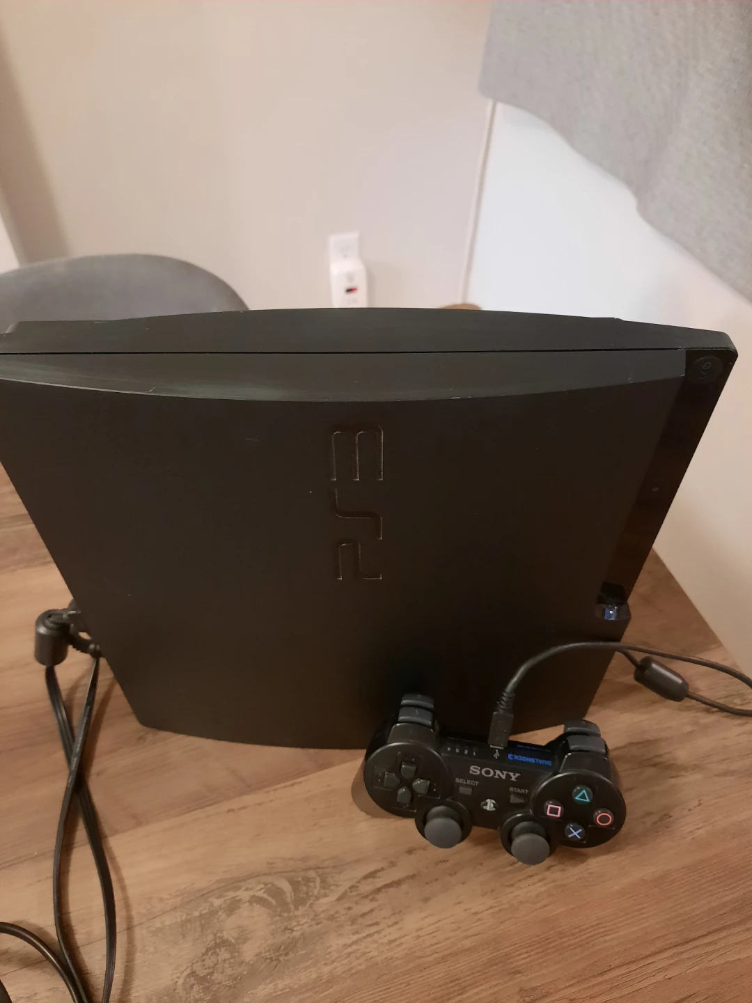 Sony PlayStation 3 (PS3) Console with Controller - photo 2