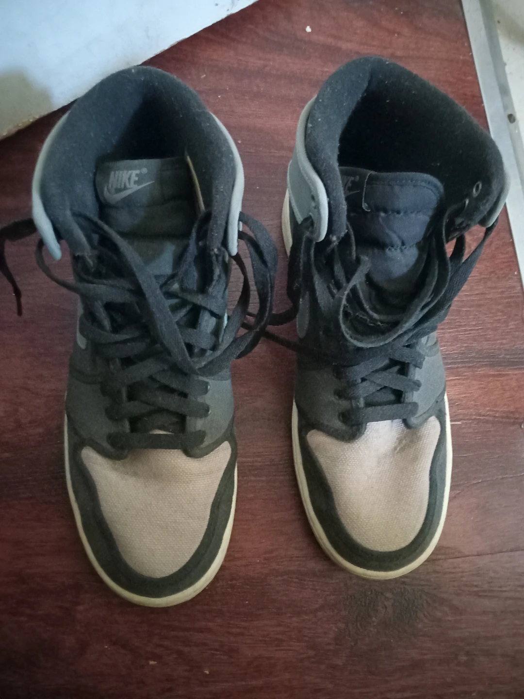 Nike Air Jordan 1 High Sneakers - 9