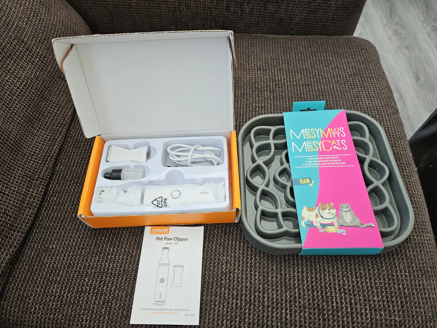 Paw Trimmer & Messy Mutts Slow Feeder Bowl