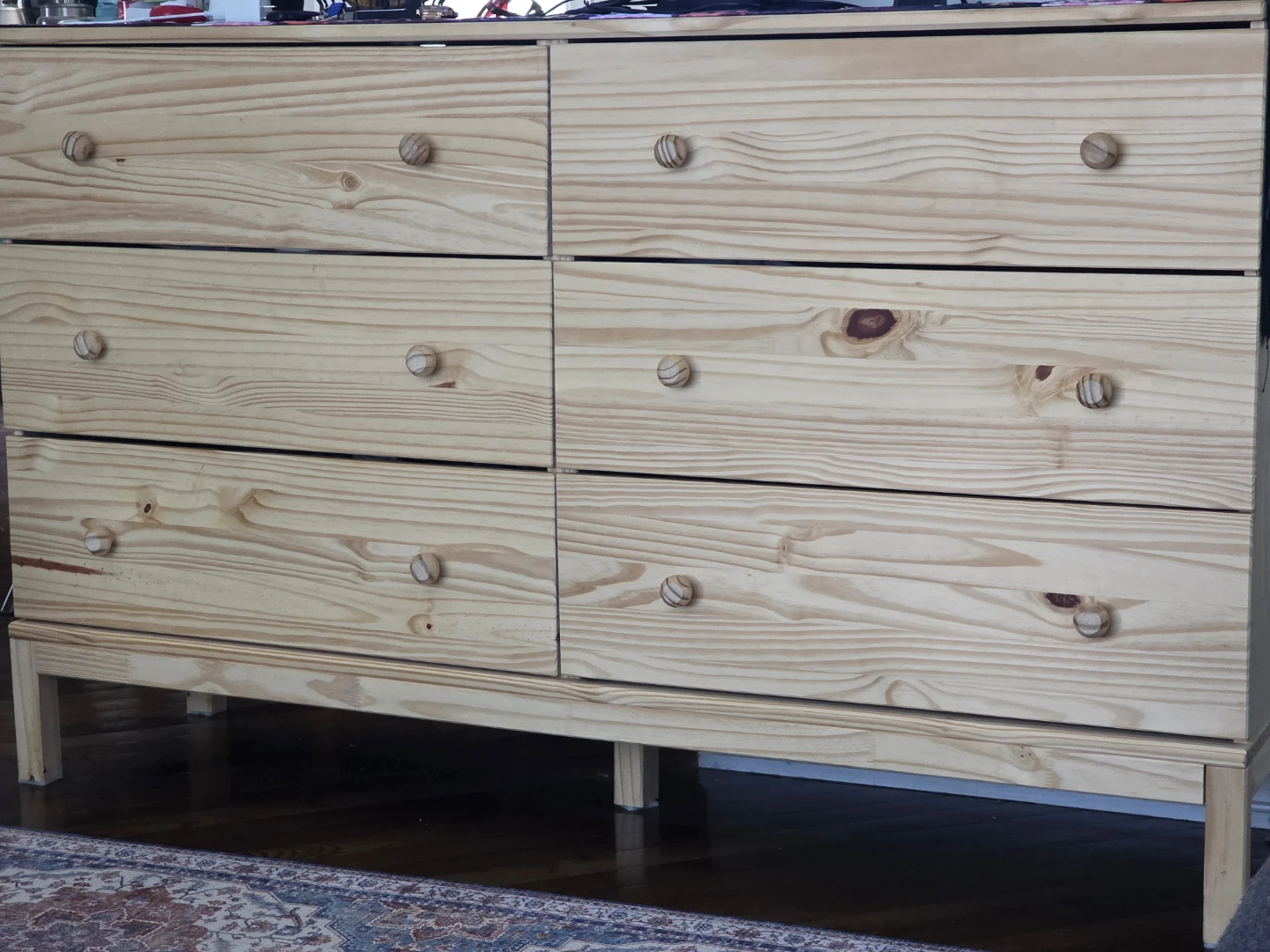 Pine 6-Drawer Dresser