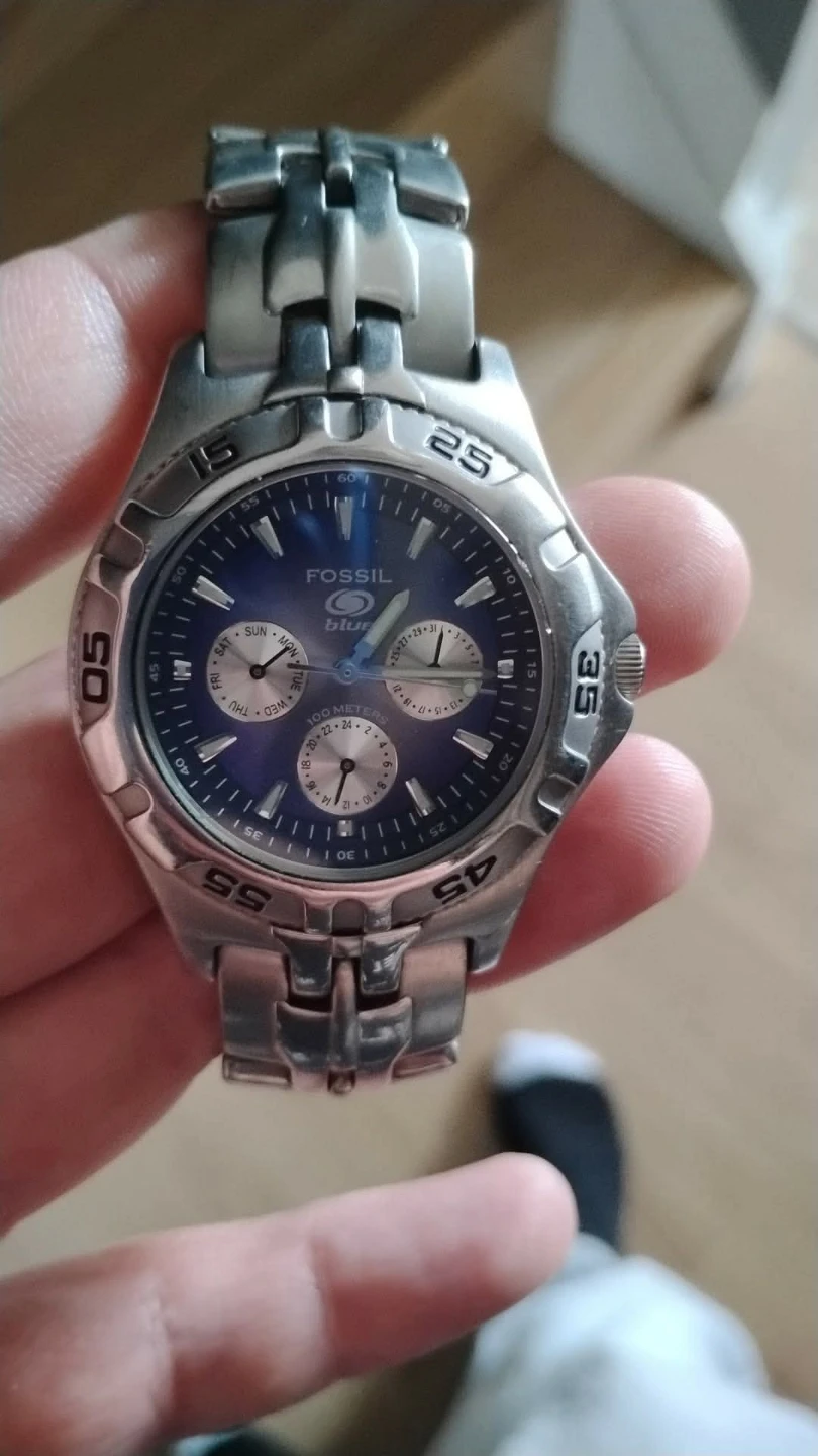 Fossil watch