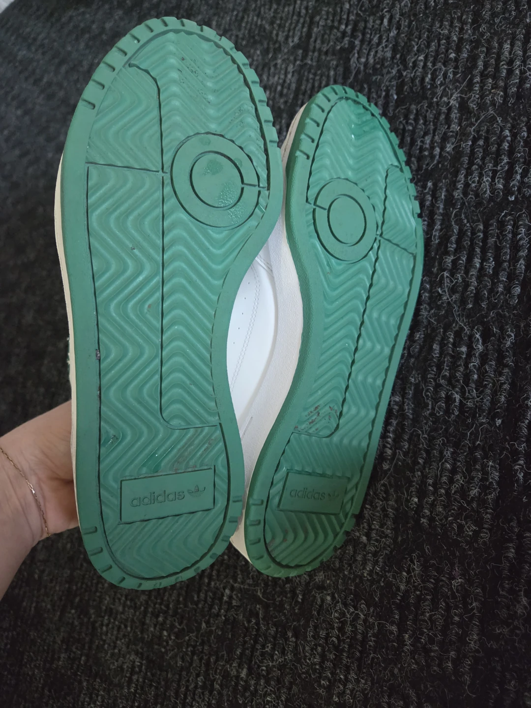 Boys Adidas Sneakers size 6.5 - photo 5