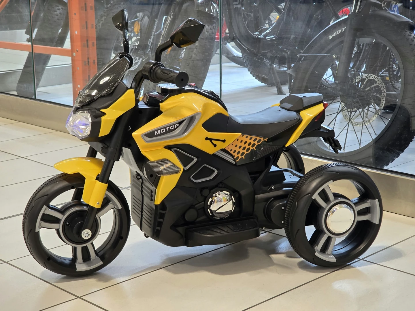 MOTO-20 Kids Ride-On Motorcycle - photo 4