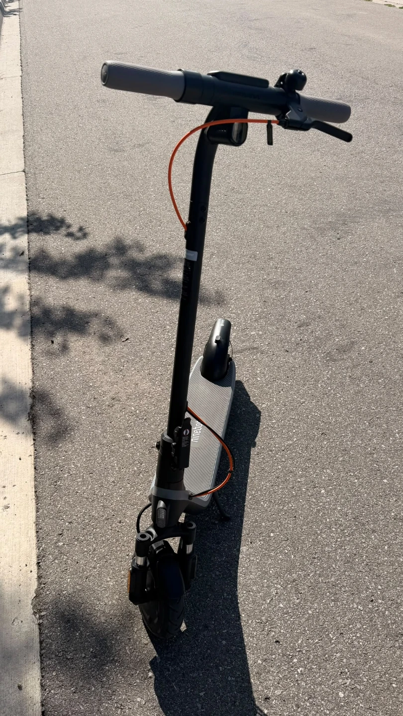 Ninebot E2 Plus II eKickScooter