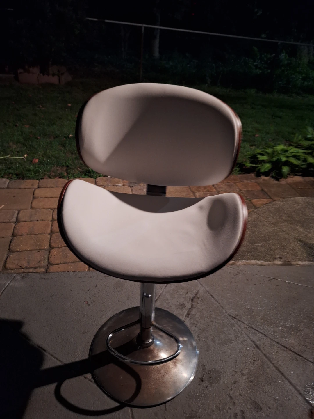 Sofa with two swivel chairs - photo 2