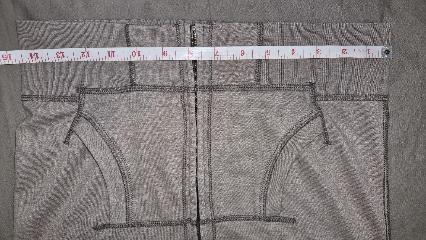 Pre owned | American Eagle Outfitters Hoodie - photo 4