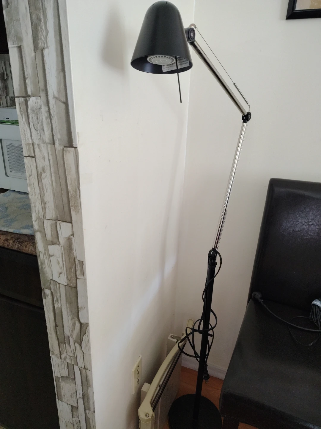 Floor lamp