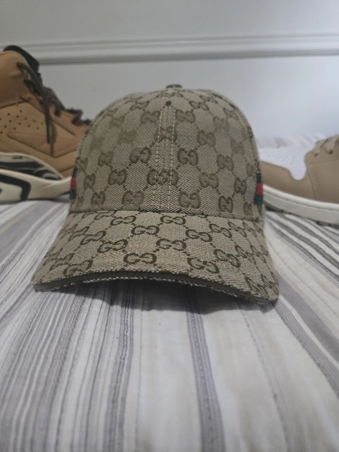 Gucci Baseball Cap need all of it gone ASAP  NEGOTIABLE - photo 3