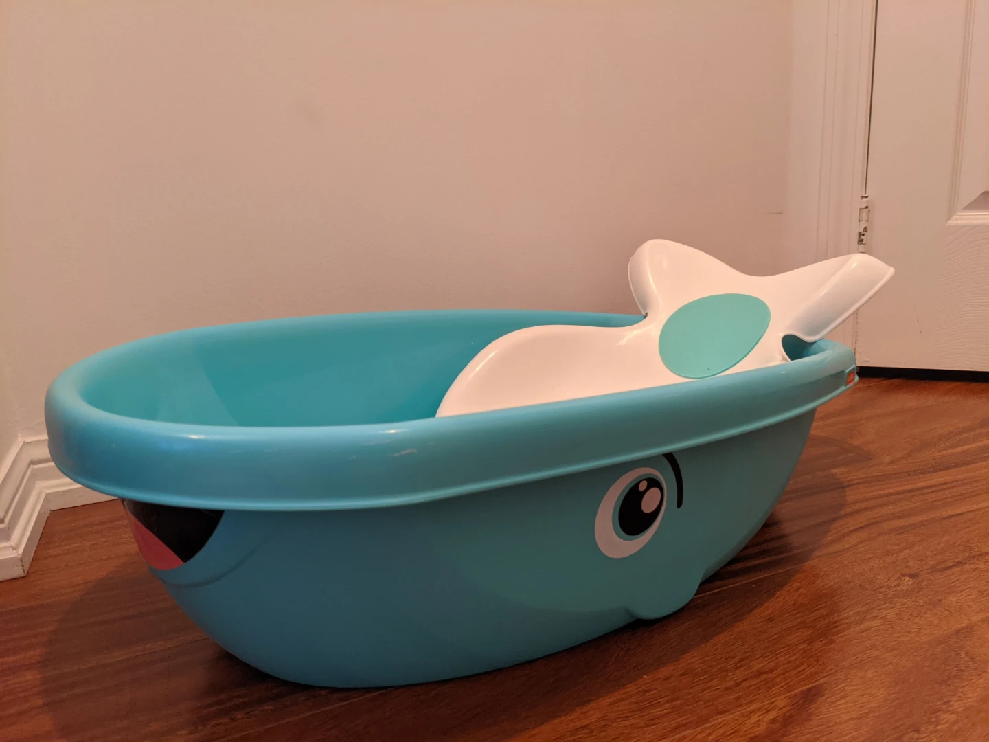 Fisher-Price Whale Bath Tub - photo 2
