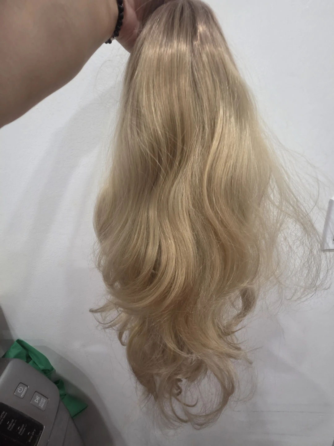 Blonde Ombre Wavy Wig