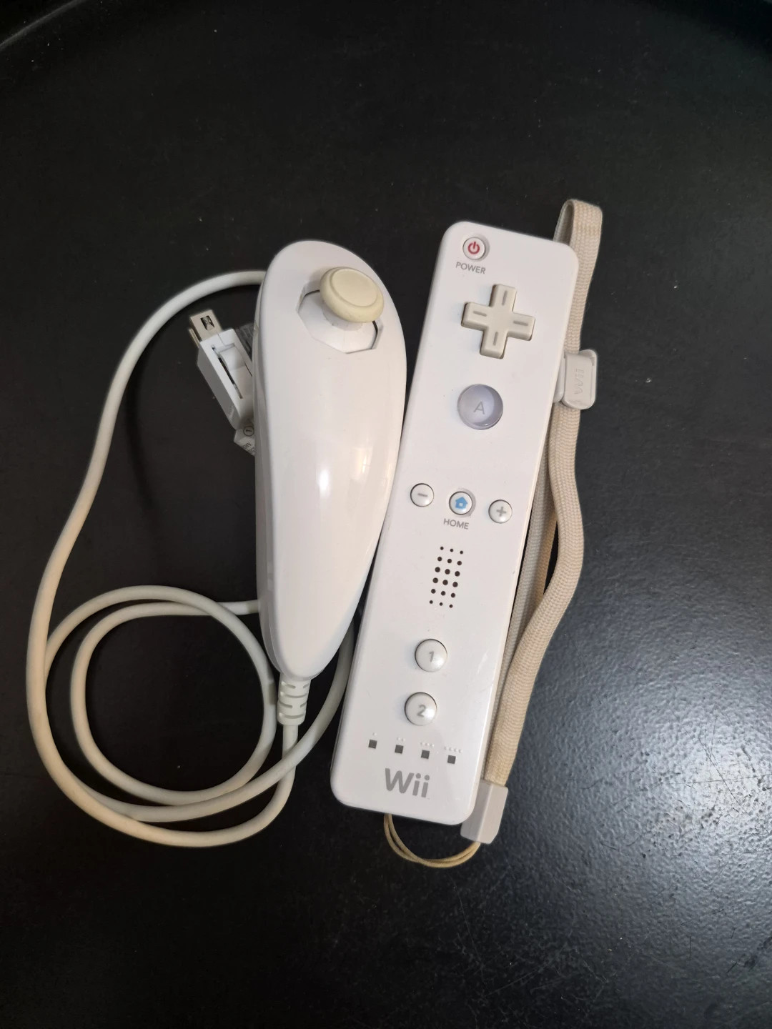 Nintendo Wii Remote and Nunchuk Controller Set