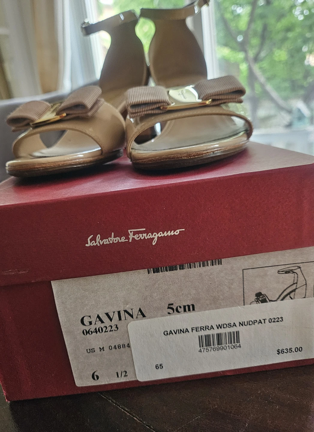 Ferragamo sandals - photo 2