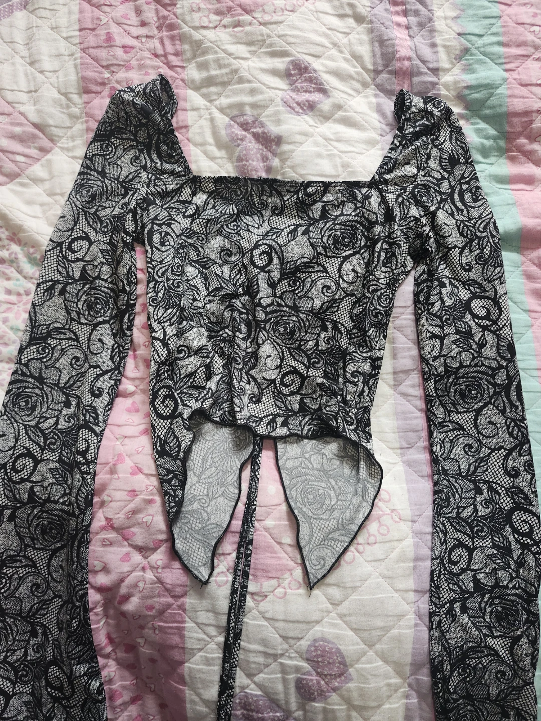 Forever 21 Long Sleeve Alternative Top - photo 2
