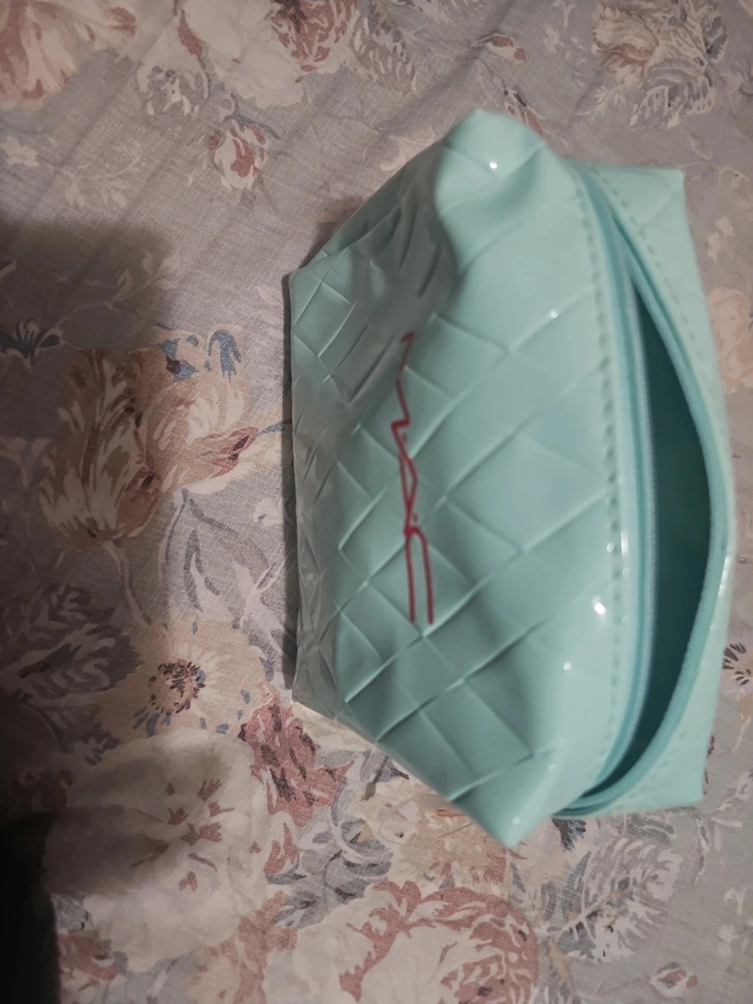 MAC Light Blue Quilted Makeup Bag - photo 2