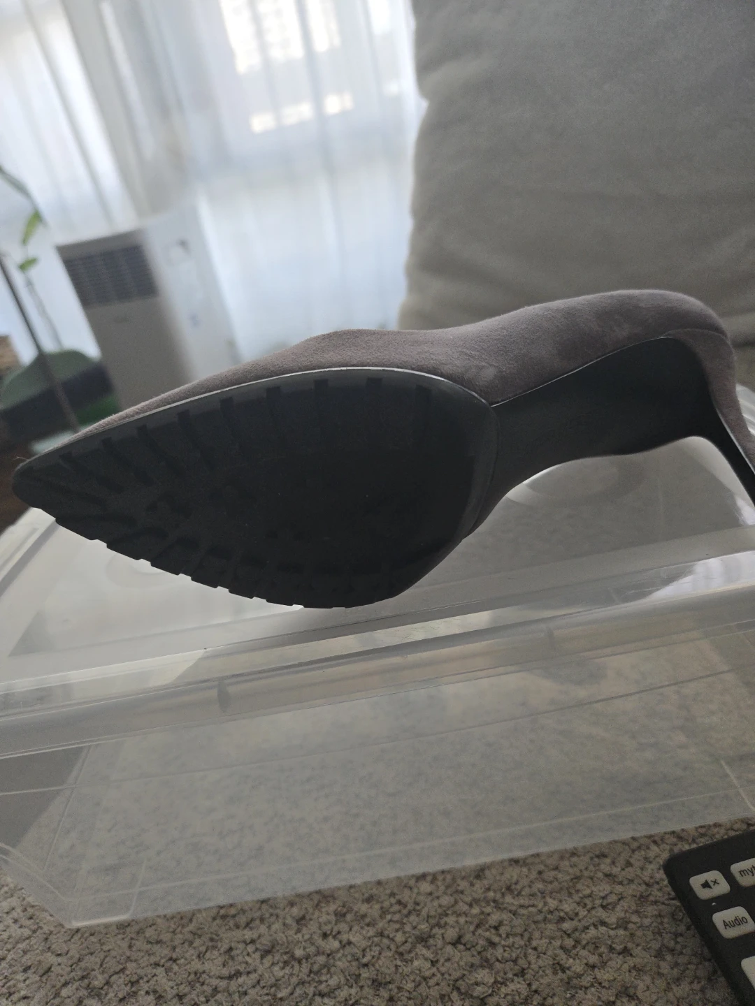 Enzo Angiolini Grey Suede Pumps - Size 8M - photo 3