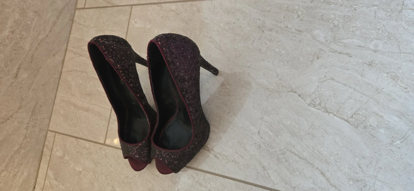 Le Château Glitter Peep-Toe Heels