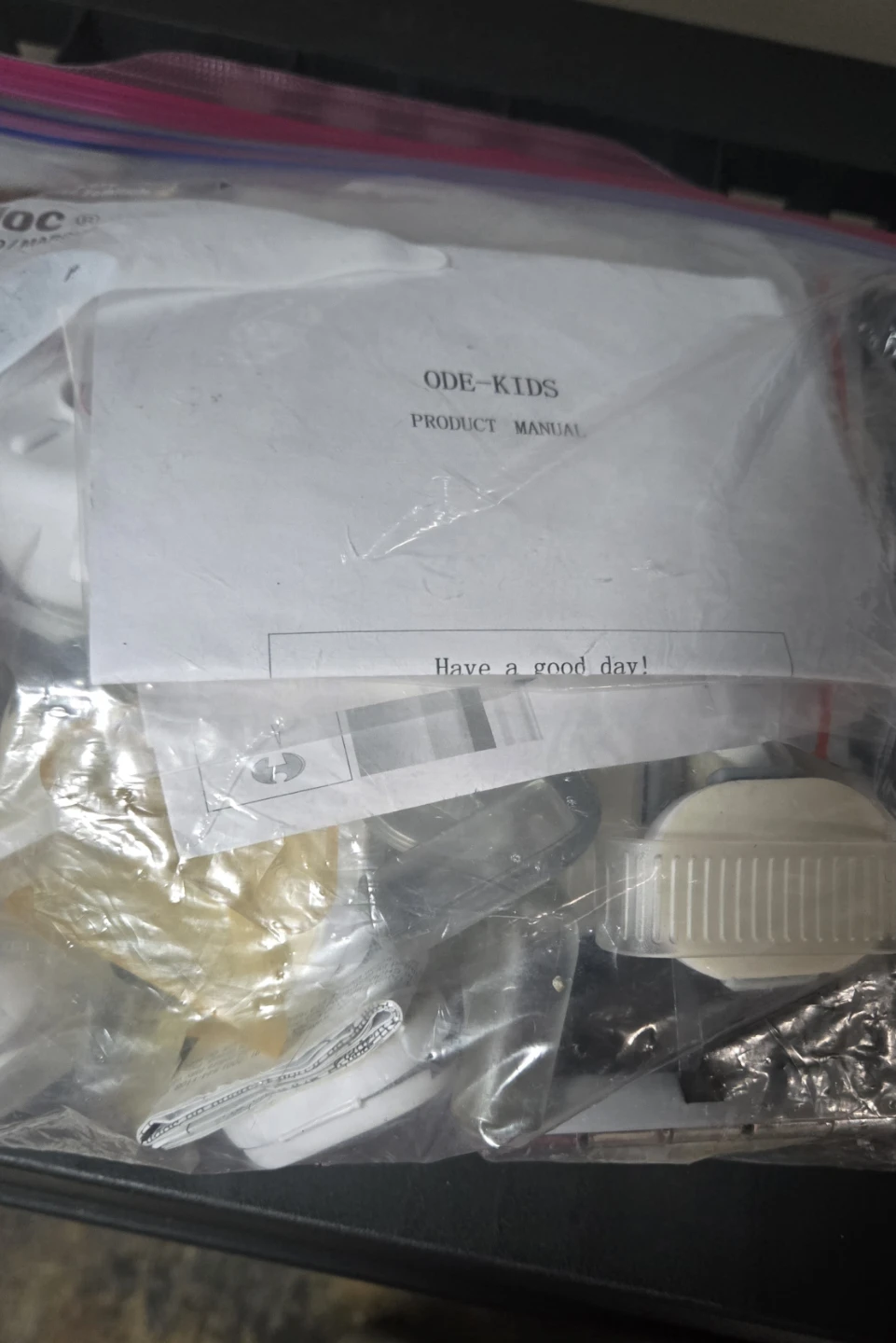Zipploc bag full of Safety Corner Guards & Cabinet Locks - photo 3