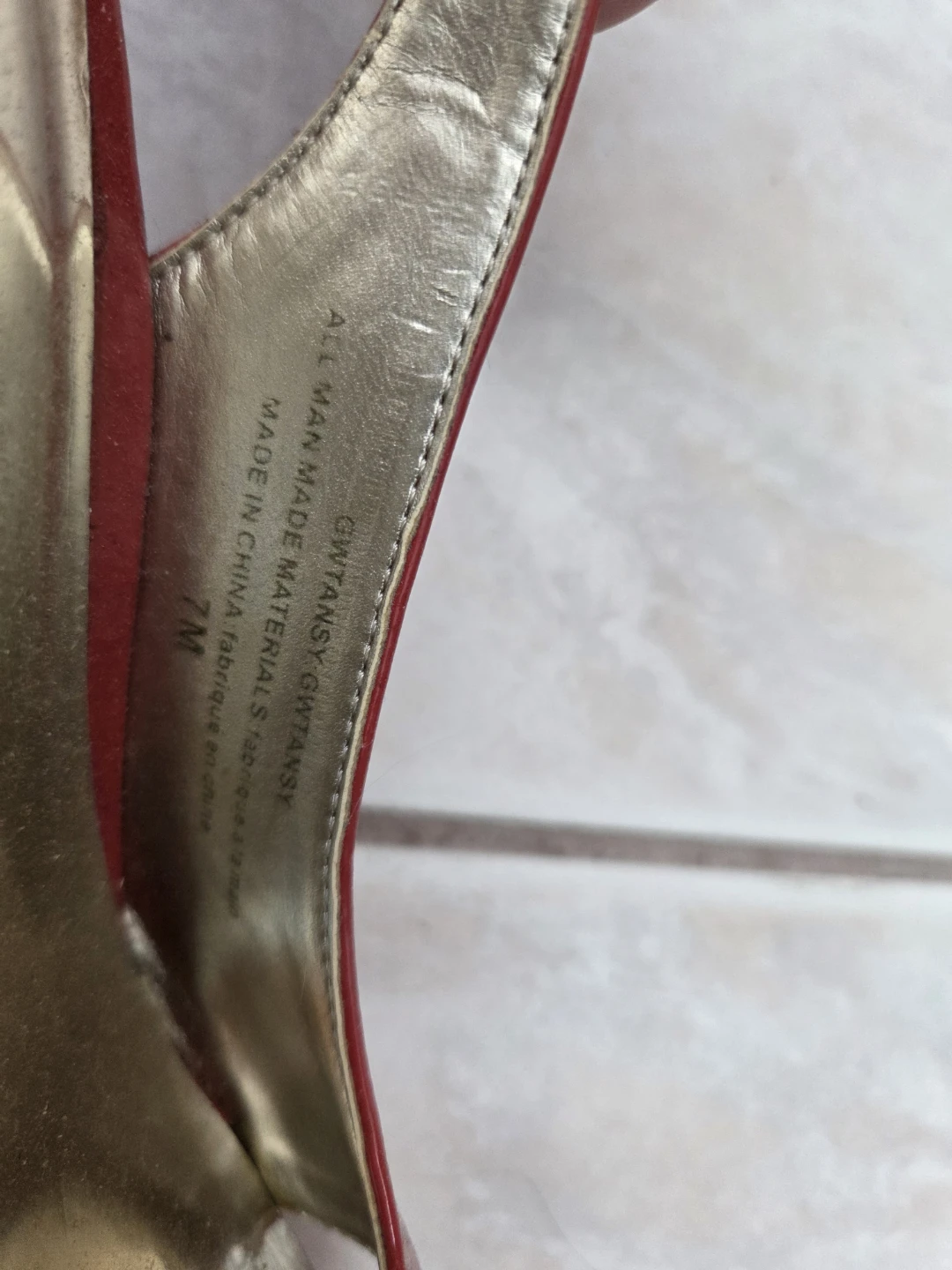 Guess Orange Patent Wedge Sandals Size 7M - photo 4