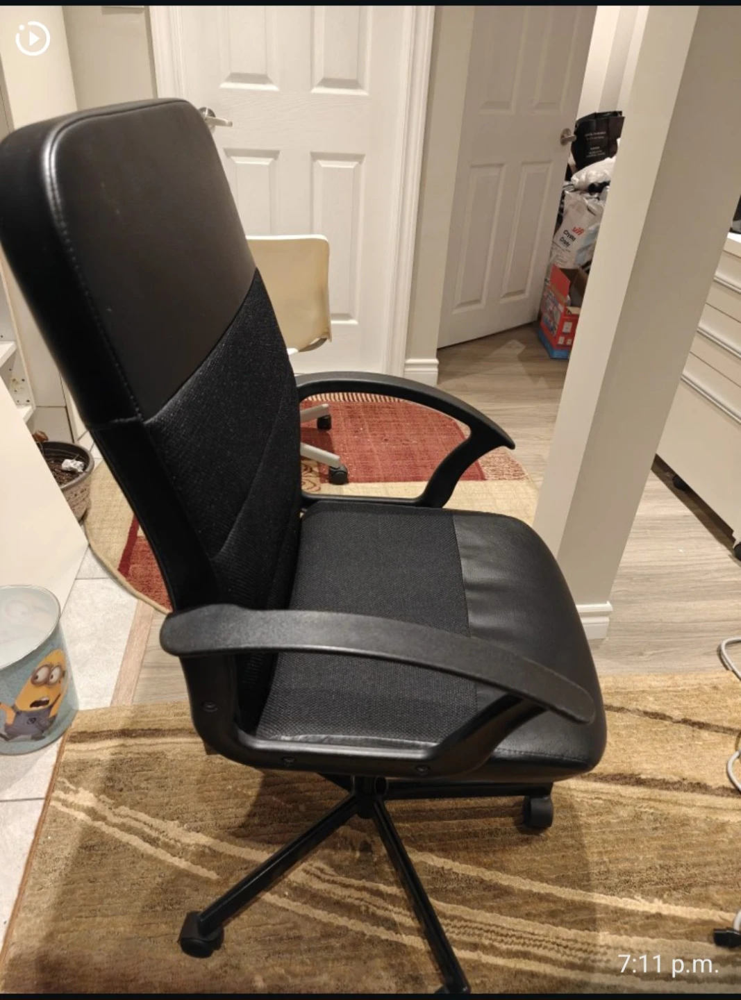 Black Office Chair - photo 2