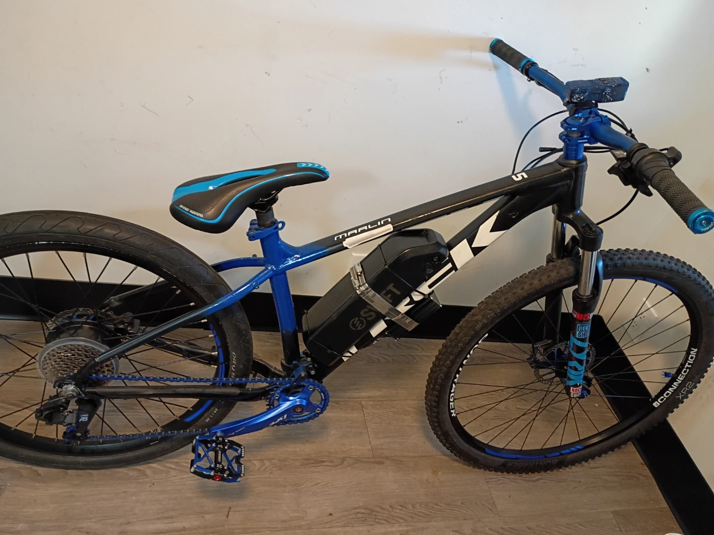 Trek Marlin 5 Electric Bike - photo 2
