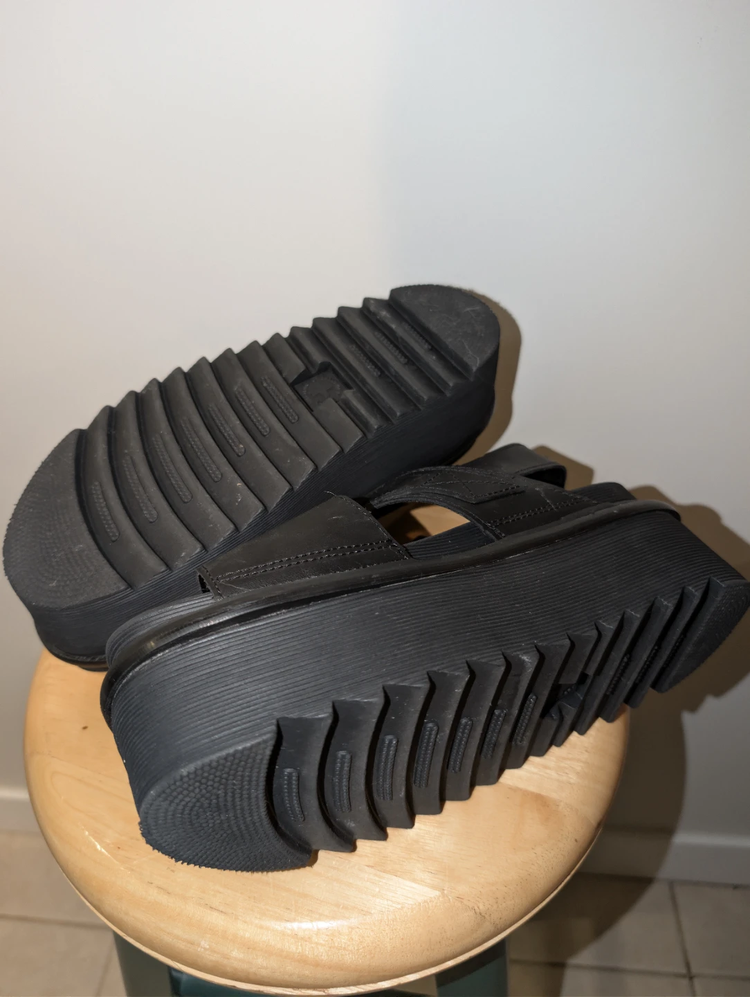 Dr. Martens Voss Quad Leather Platform Sandals size 7 US - photo 4