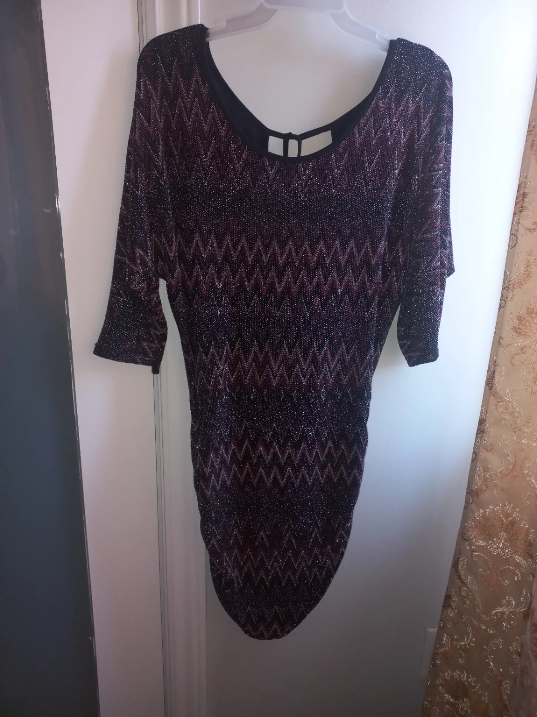 Sparkly Chevron Pattern dress & Red Velvet Dress - photo 4