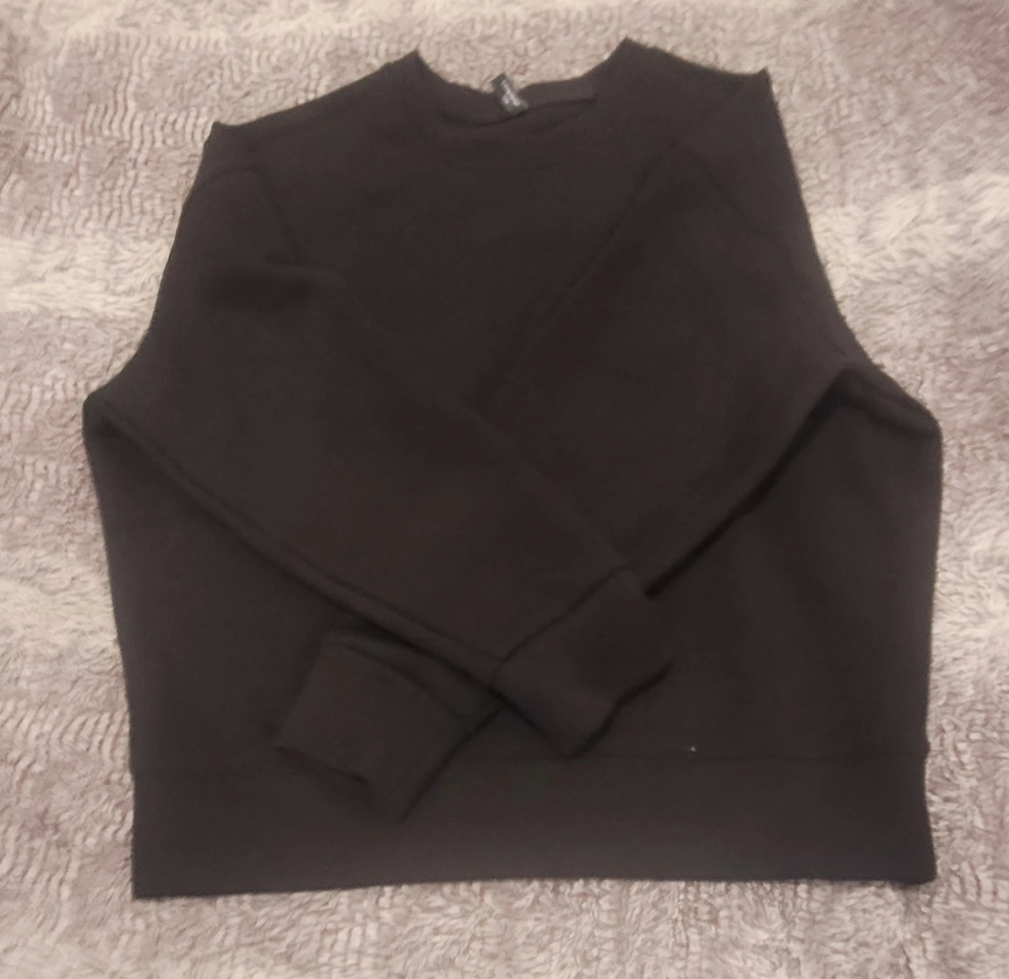 Black Crewneck Sweatshirt - photo 2