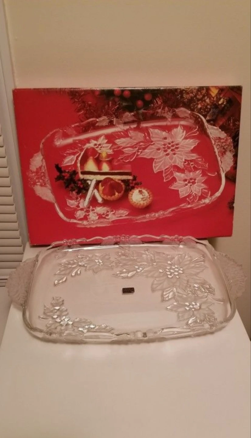 New In Box Mikasa Crystal Poinsettia Oblong Handled Tray - photo 2