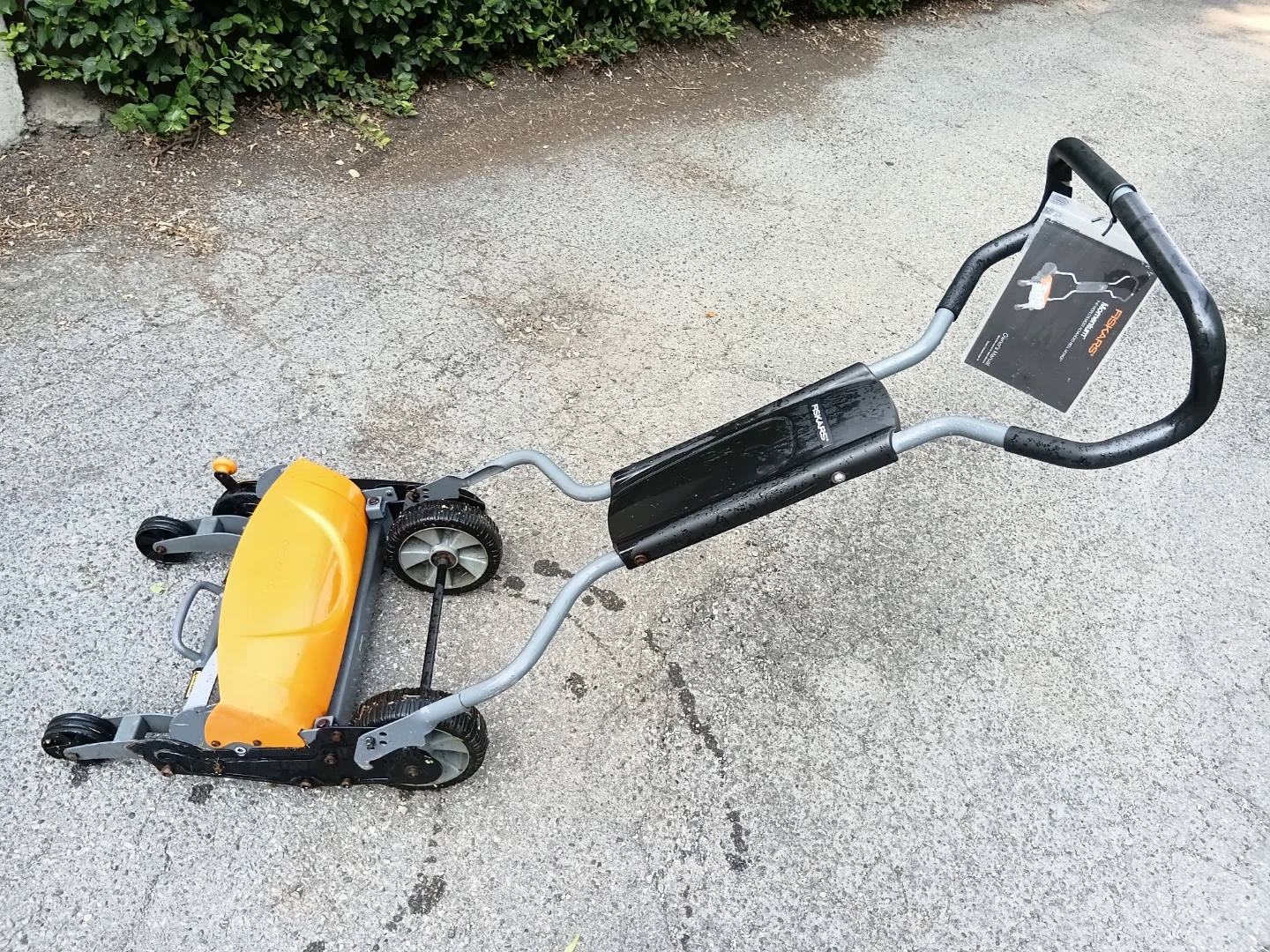 Fiskars Premium Reel Mower