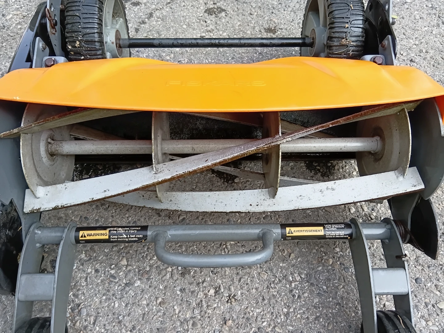 Fiskars Premium Reel Mower - photo 3