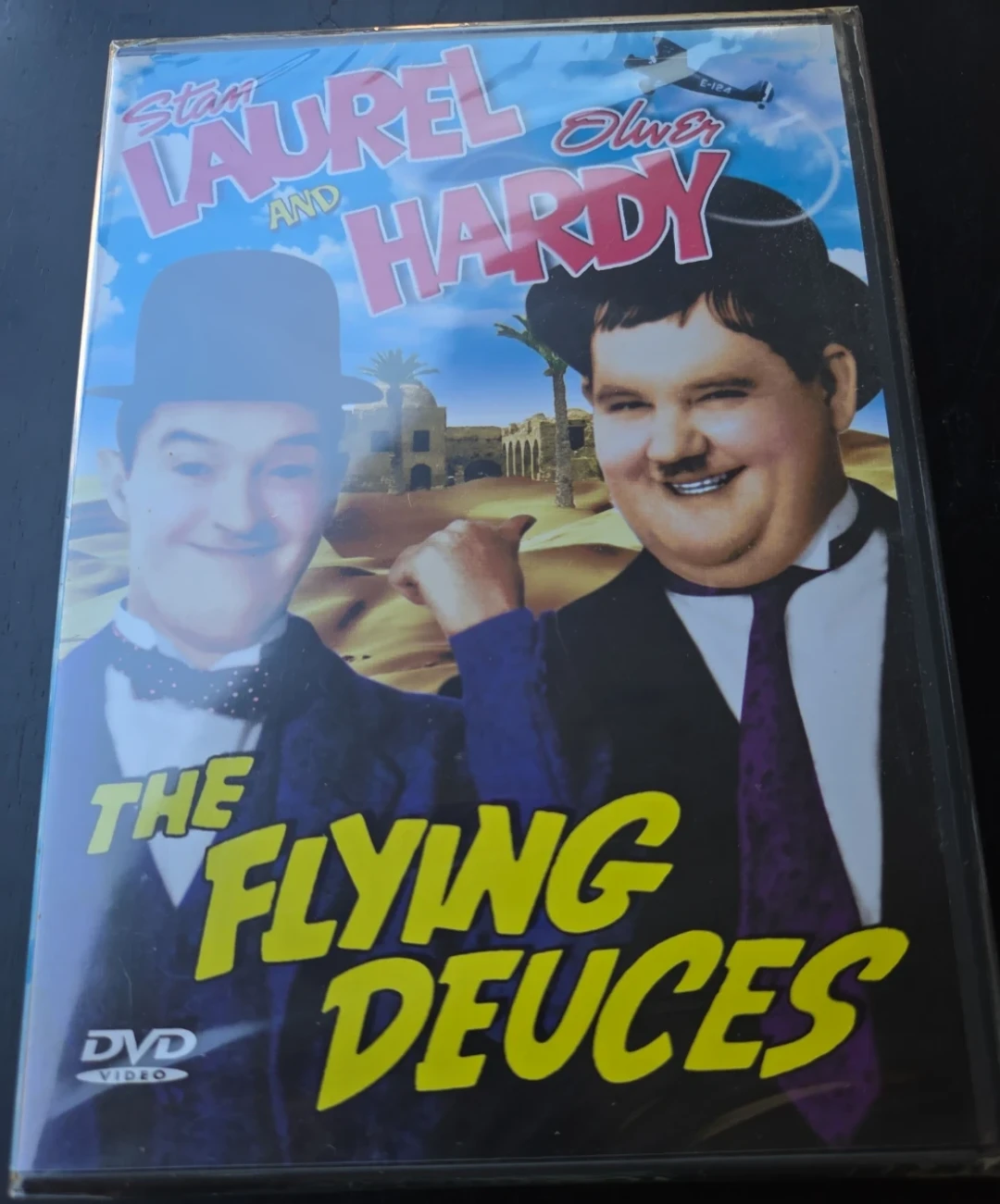 Stan Laurel & Oliver Hardy The Flying Deuces DVD - photo 3