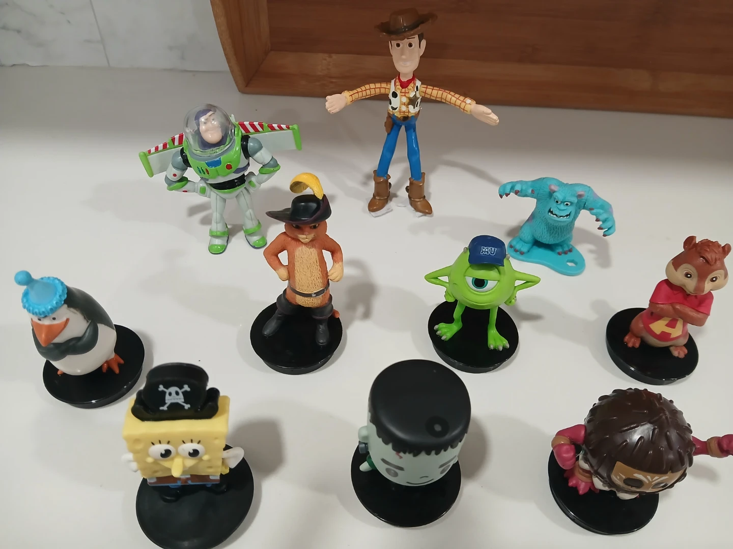 Assorted Cinplex Character Figurines Collection - photo 2