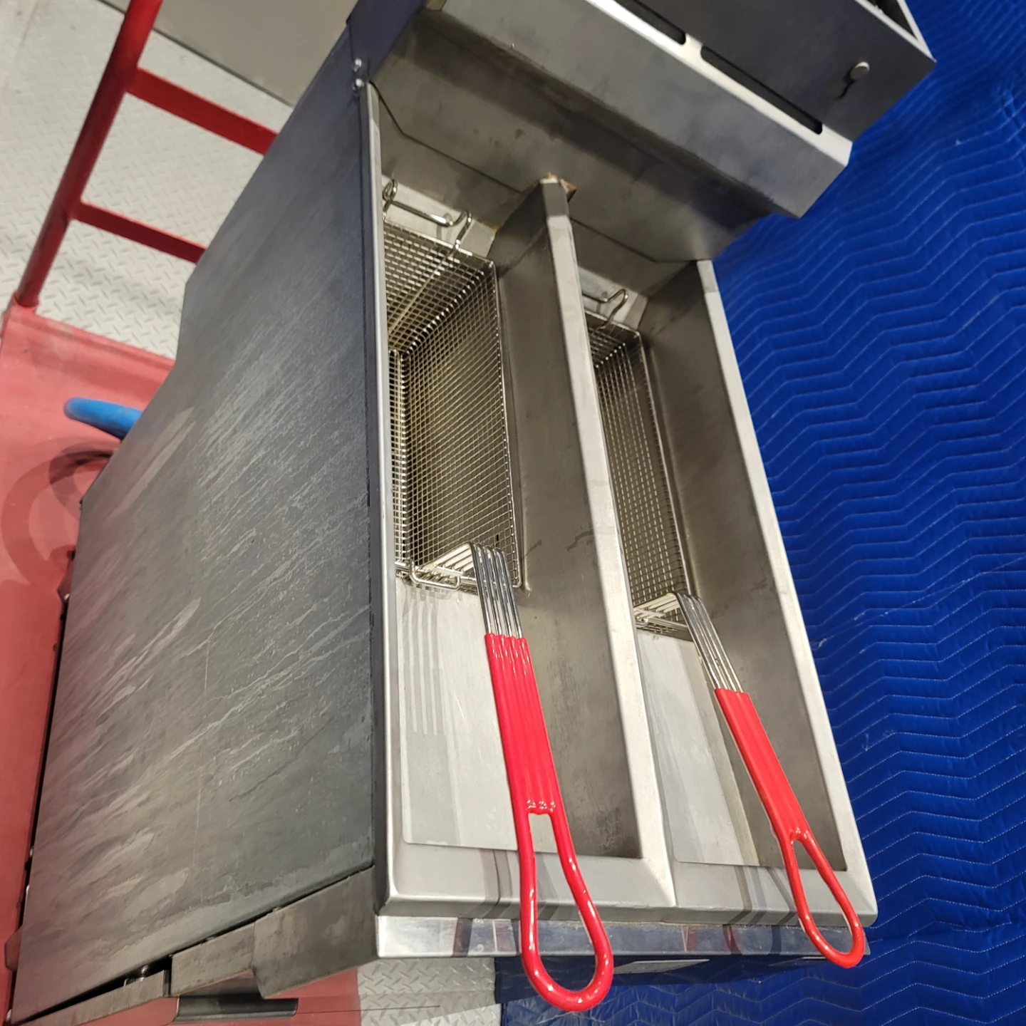Commercial Deep Fryer with Double Baskets