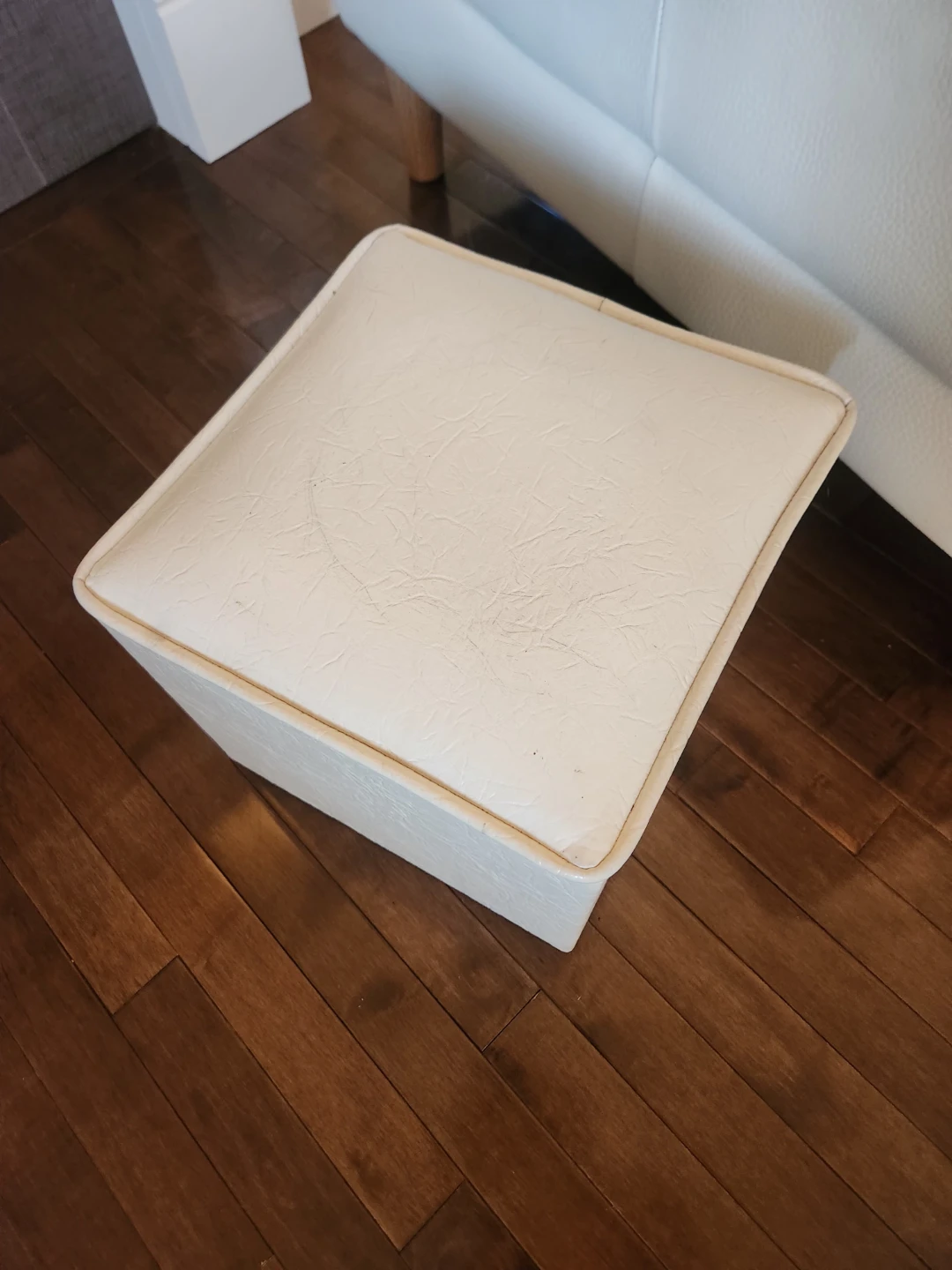 MID CENTURY cream colored cube Footrest - photo 5