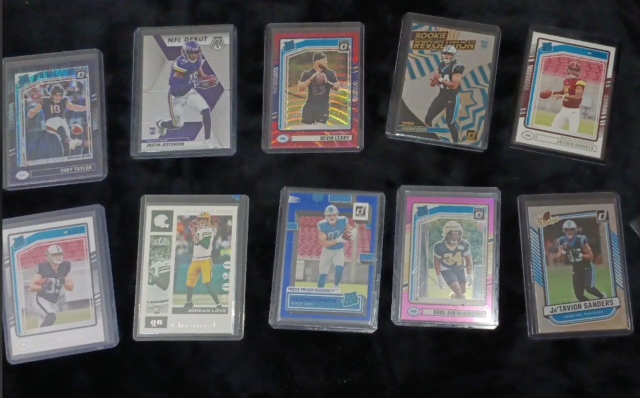 Collection of 28 NFL Football Trading Cards - photo 2