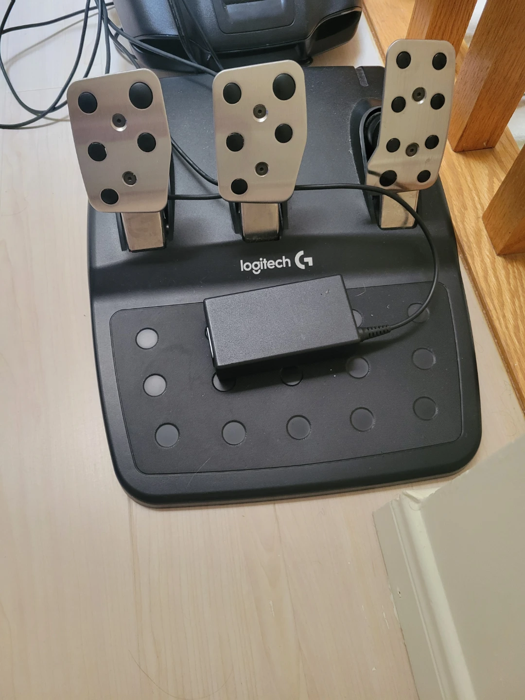 Logitech G Driving Force Steering Wheel and Pedals - photo 4