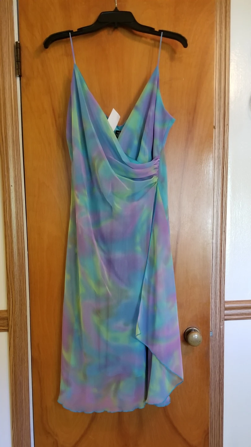 NWT Beautiful And Unique Ruched Vintage Dress Size 16