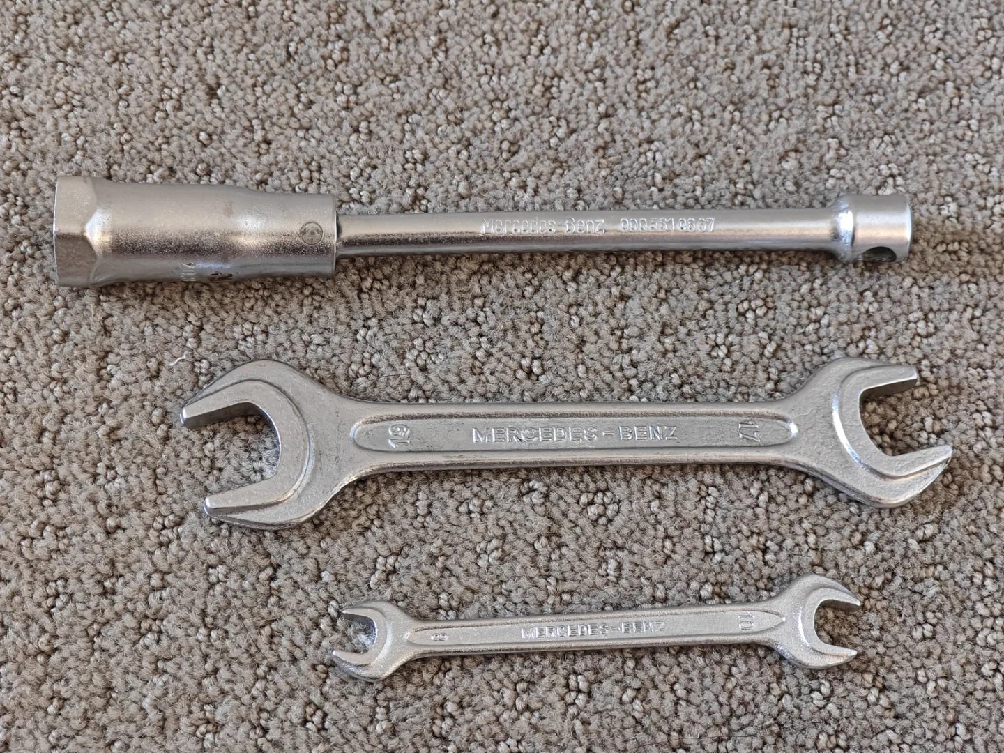 Mercedes-Benz 13/16 Spark Plug Socket Wrench and Wrench Set
