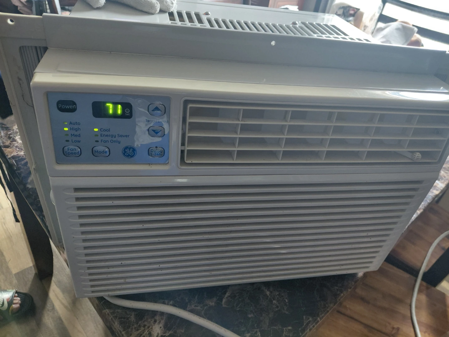 GE Window Air Conditioner - photo 2