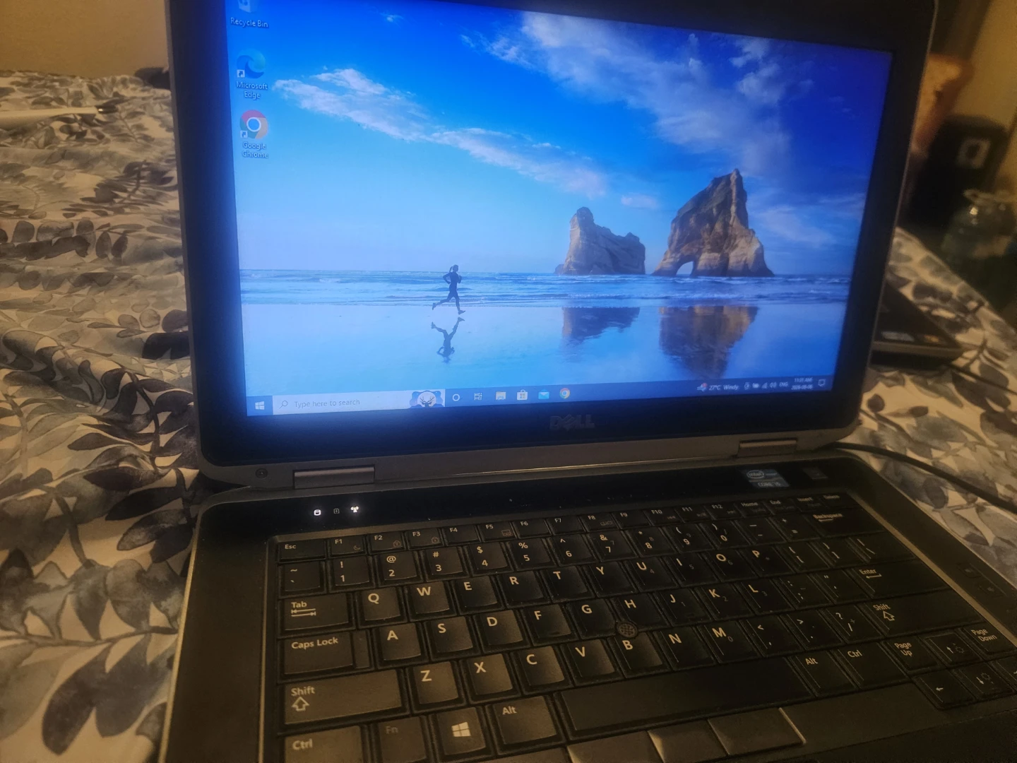 Dell Latitude i5 new battery 🔋 - photo 2