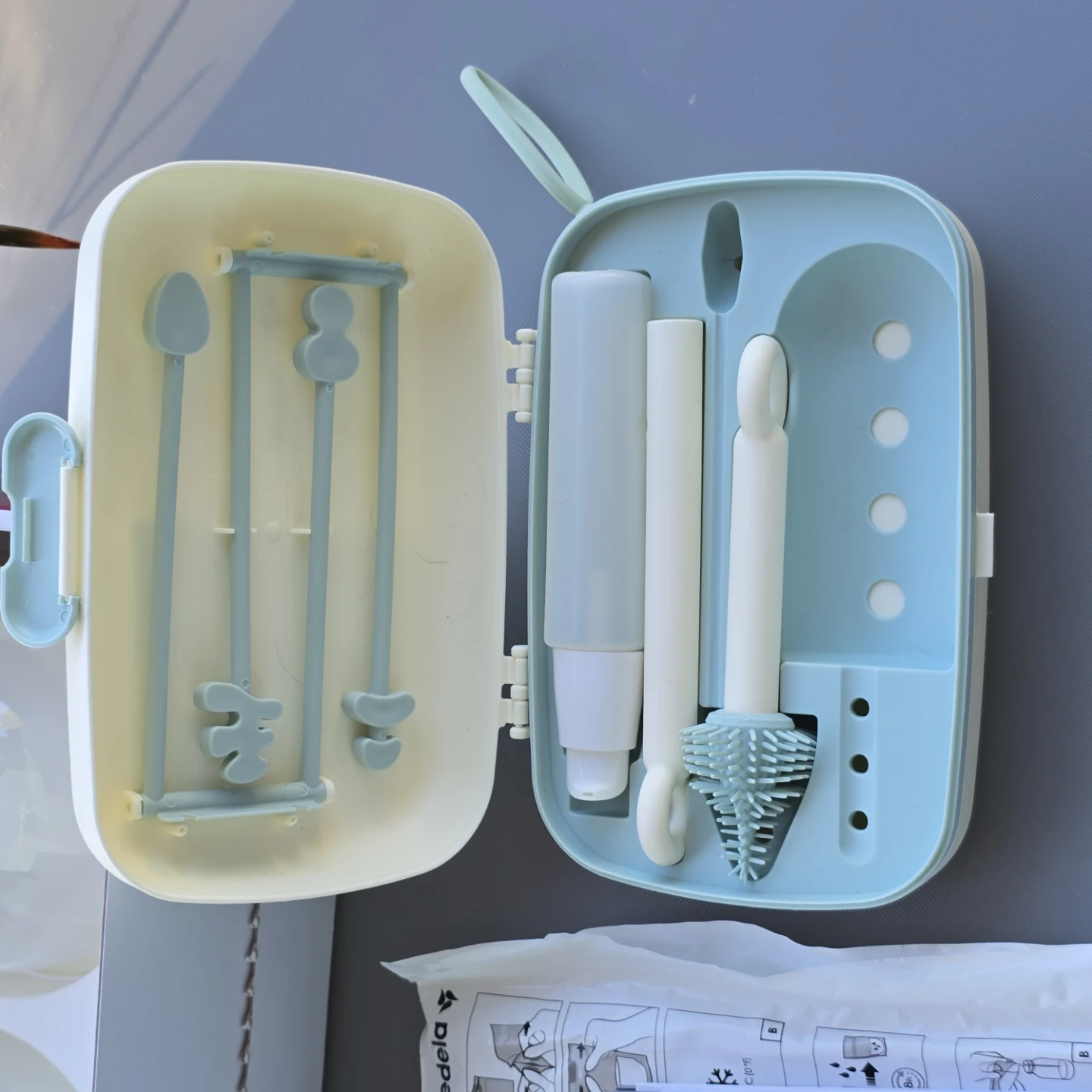 Momcozy S12 Pro Wearable Breast Pump and cleaning kit - photo 5