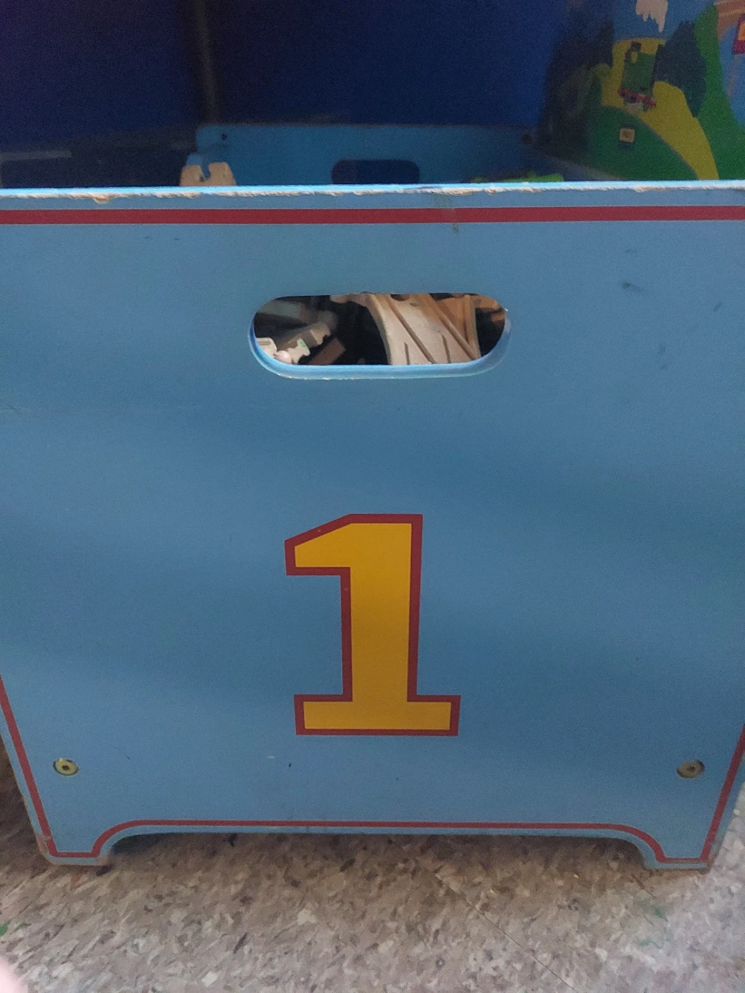 Thomas the Tank Engine Wooden Toy Box - photo 4