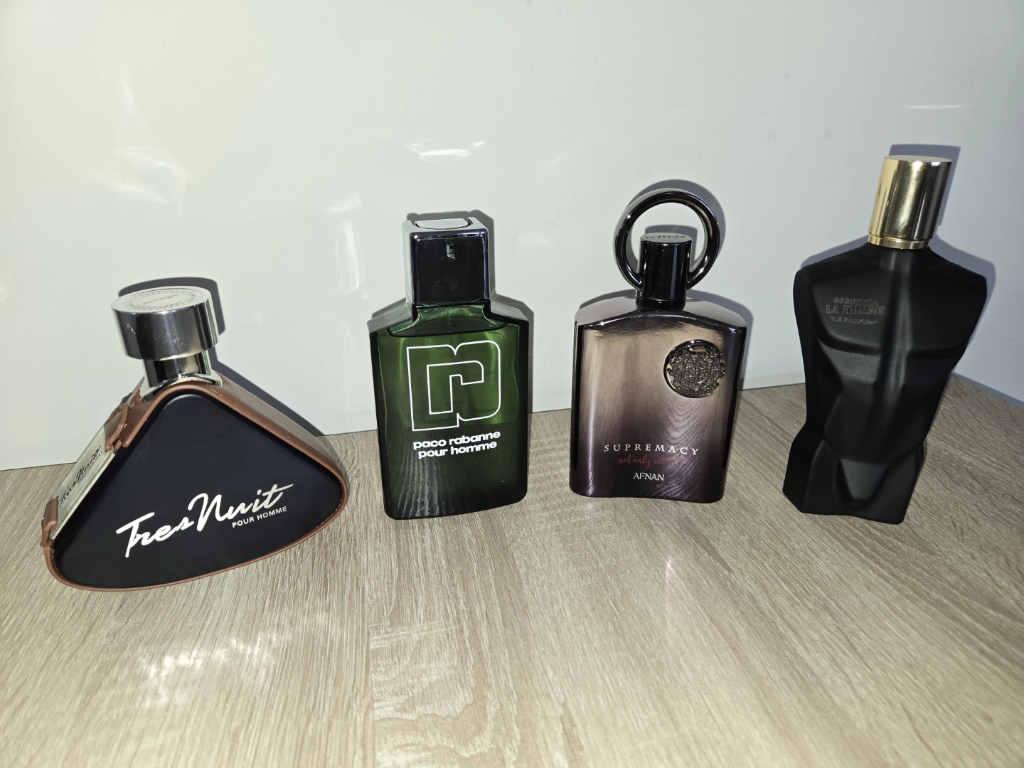 Perfume (1 = $40) or (3 = $100) - photo 2