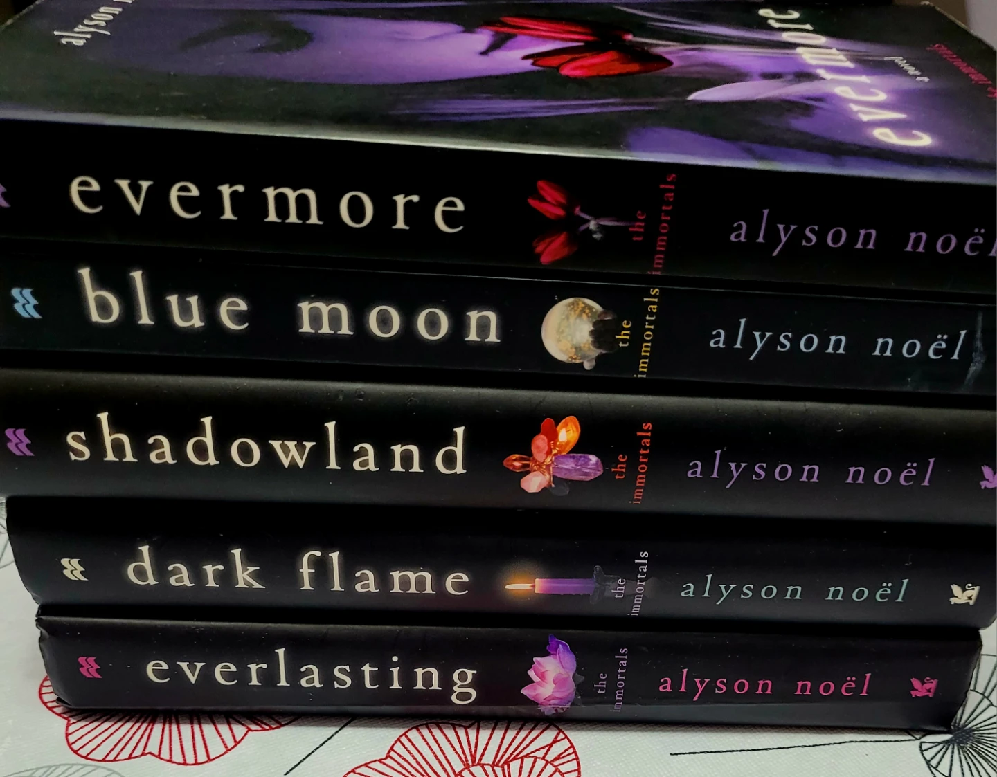 Alyson Noël The Immortals Book Series (5 Books) - photo 2