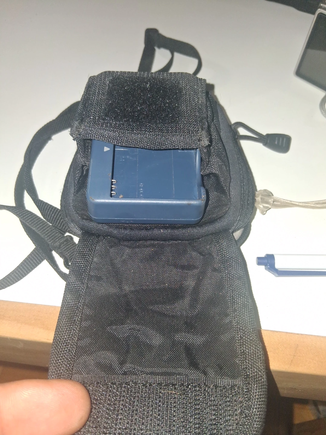 Canon PowerShot SD200 Digital Camera with Case and Charger