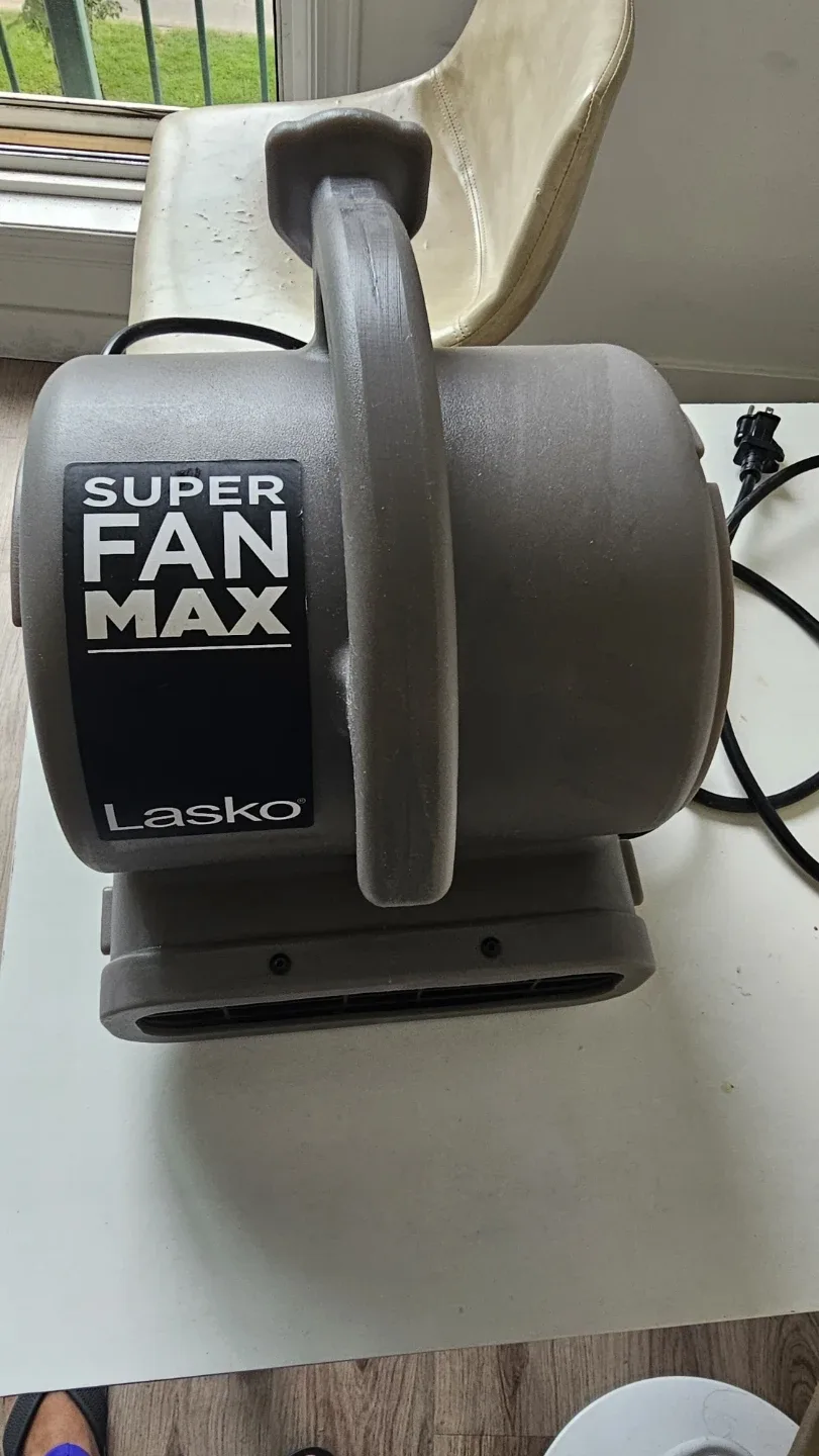 Lasko Super Fan Max 1/5 HP High Velocity Air Mover - photo 4