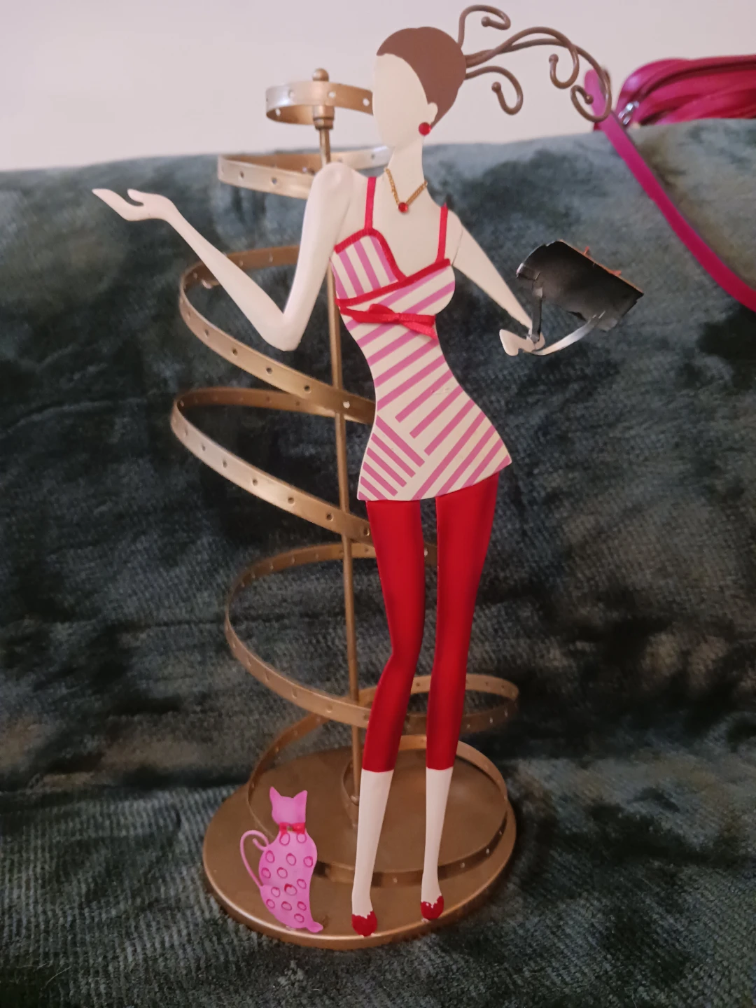Jewelry Stand Holder - Figurine and Spiral Design