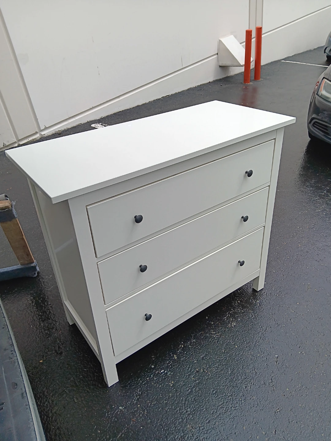 Hemnes Ikea H:37,W:42, delivery available