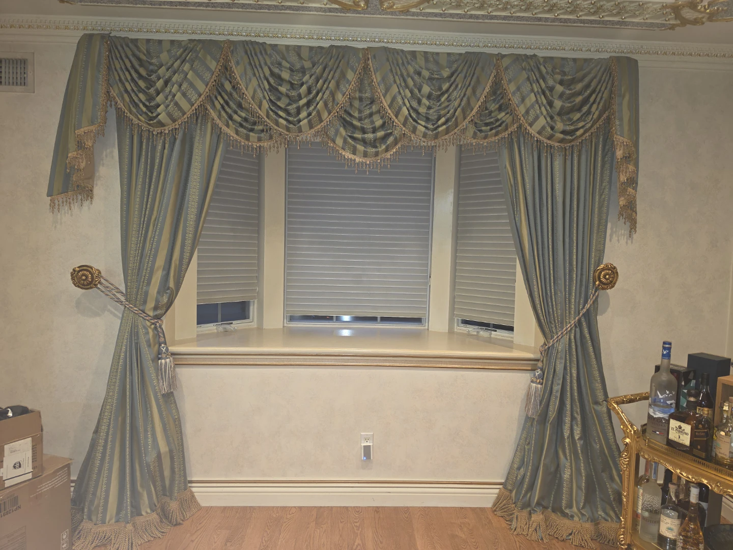 3 pc Decorative Window Valance and Curtains Set