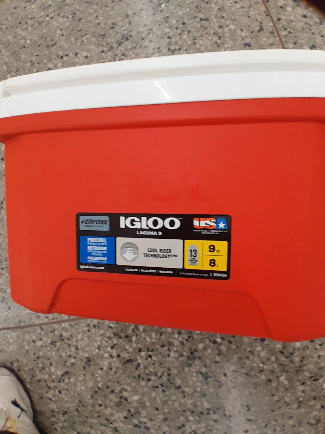 Igloo Laguna 9 Cooler 8 Liter Capacity
